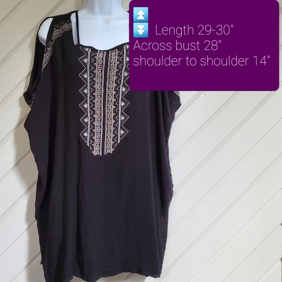 F21 Boho Crepey Cold Shoulder Tunic - Picture 6 of 8